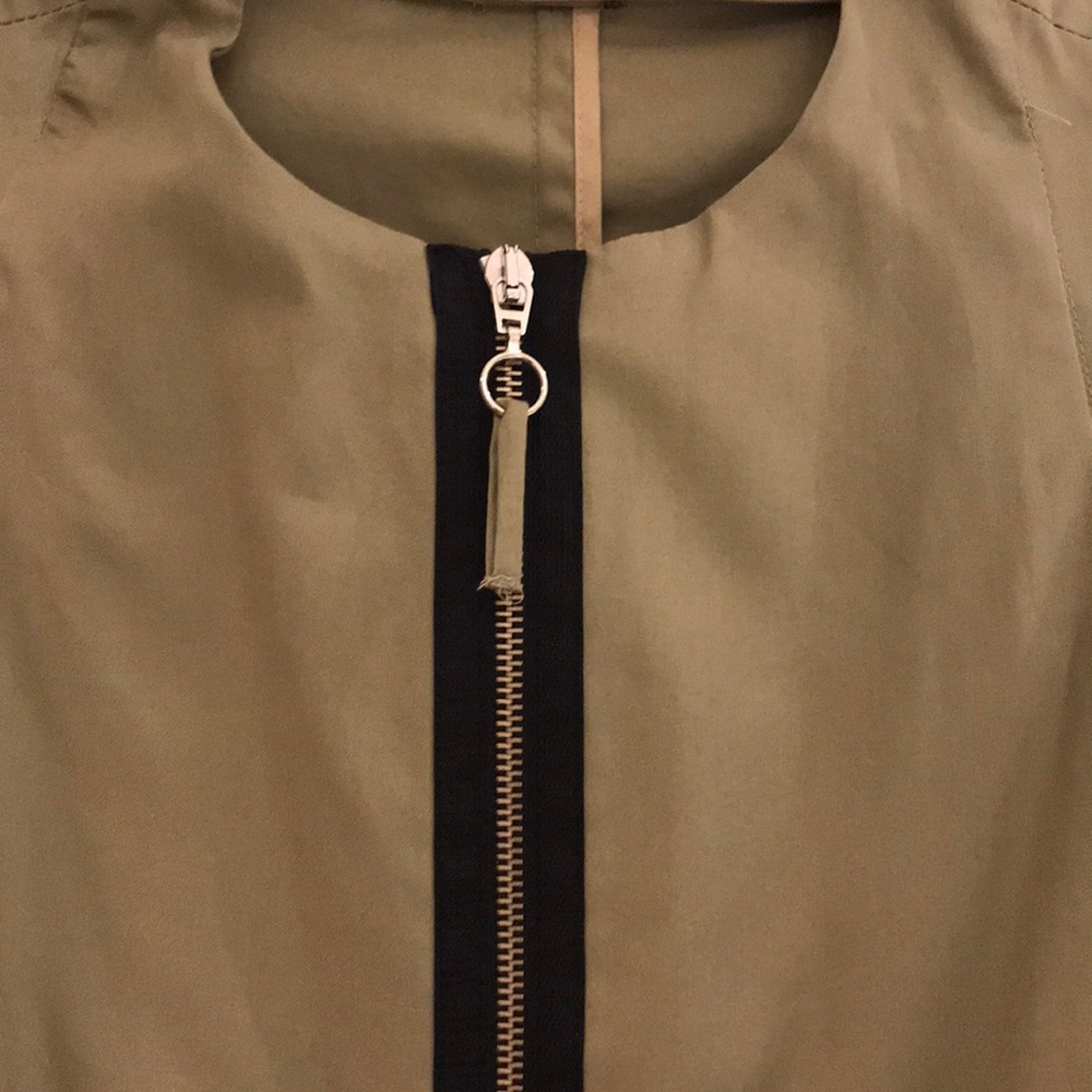 Jacket - Picture 3 of 6